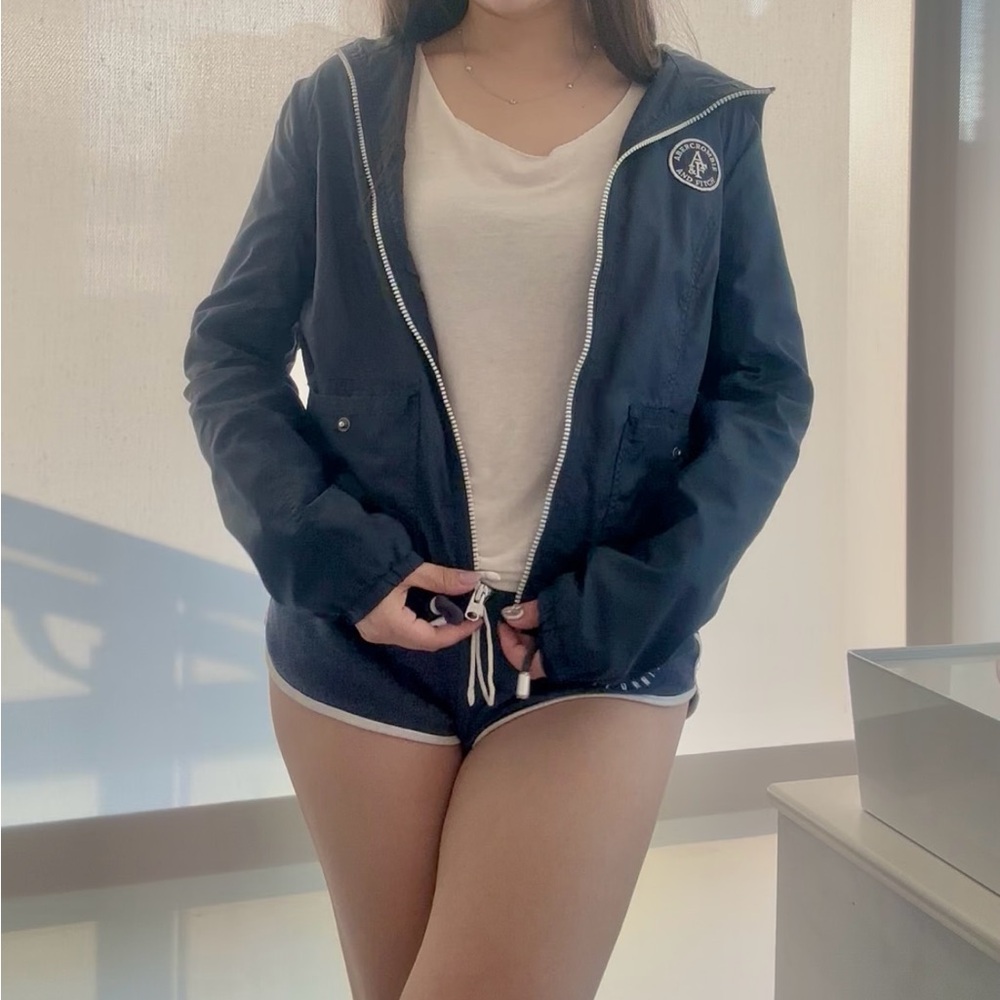 Abercrombie Fitch Windbreaker Navy